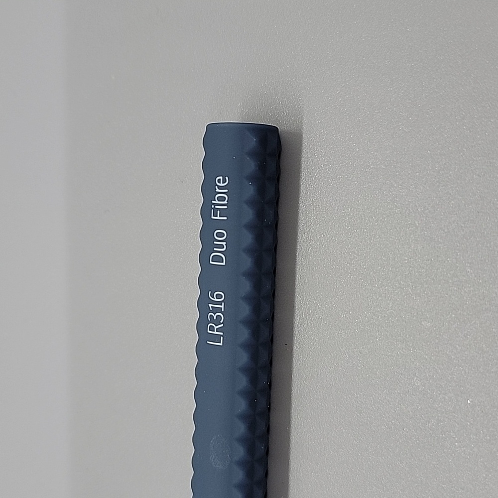 Laruce Makeup Brush Duo & Brush Cleaners - Picture 7 of 15